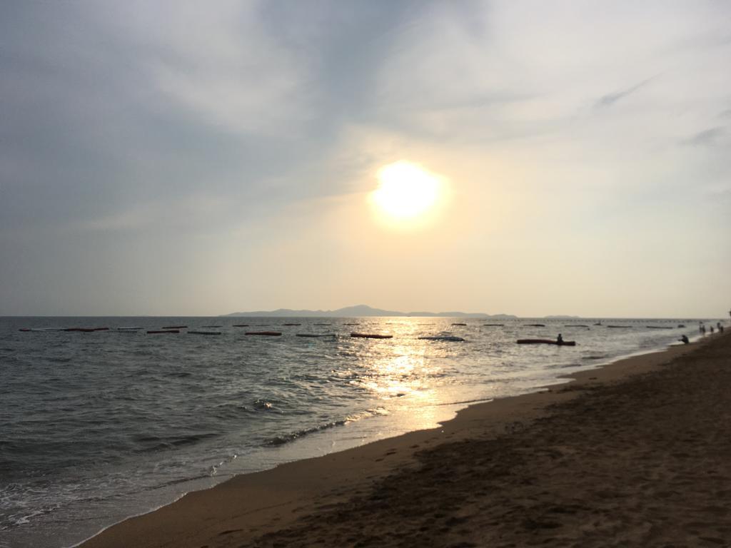 乔木提恩海滩微风旅馆公寓 外观 照片